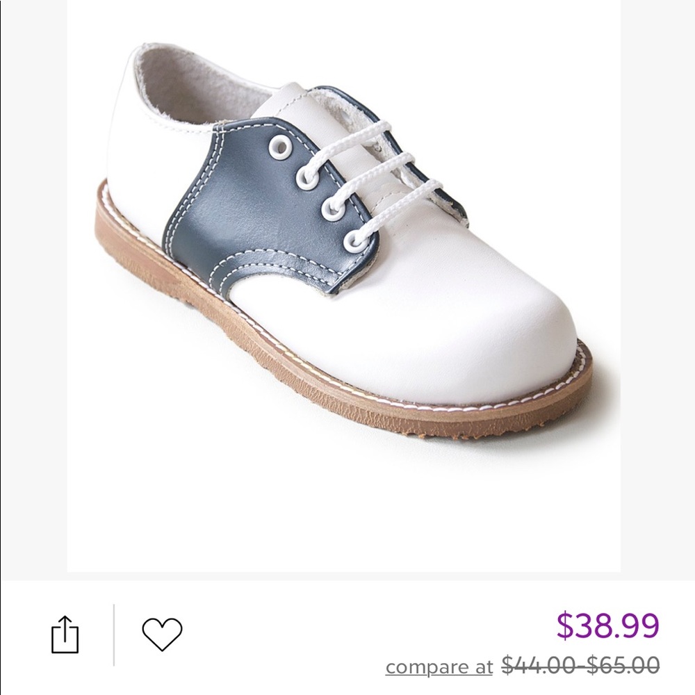 Boys oxfords saddle shoes 9 wide worn once!